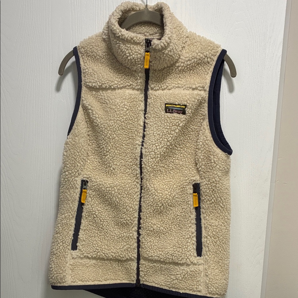 L.L. Bean Beige Sherpa Woman’s Vest with Navy Accents